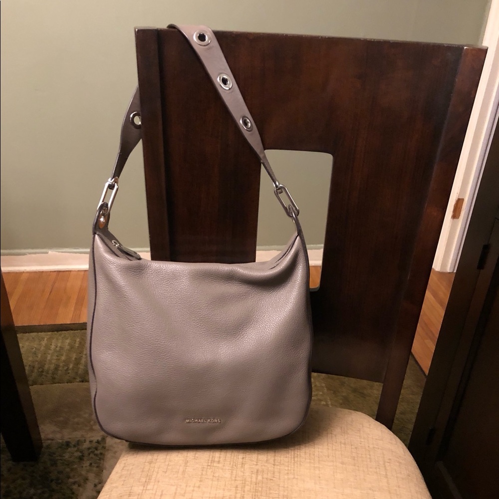 Michaels Kors Raven Shoulder Bag in Cinder (Taupe)…clean inside and out!!